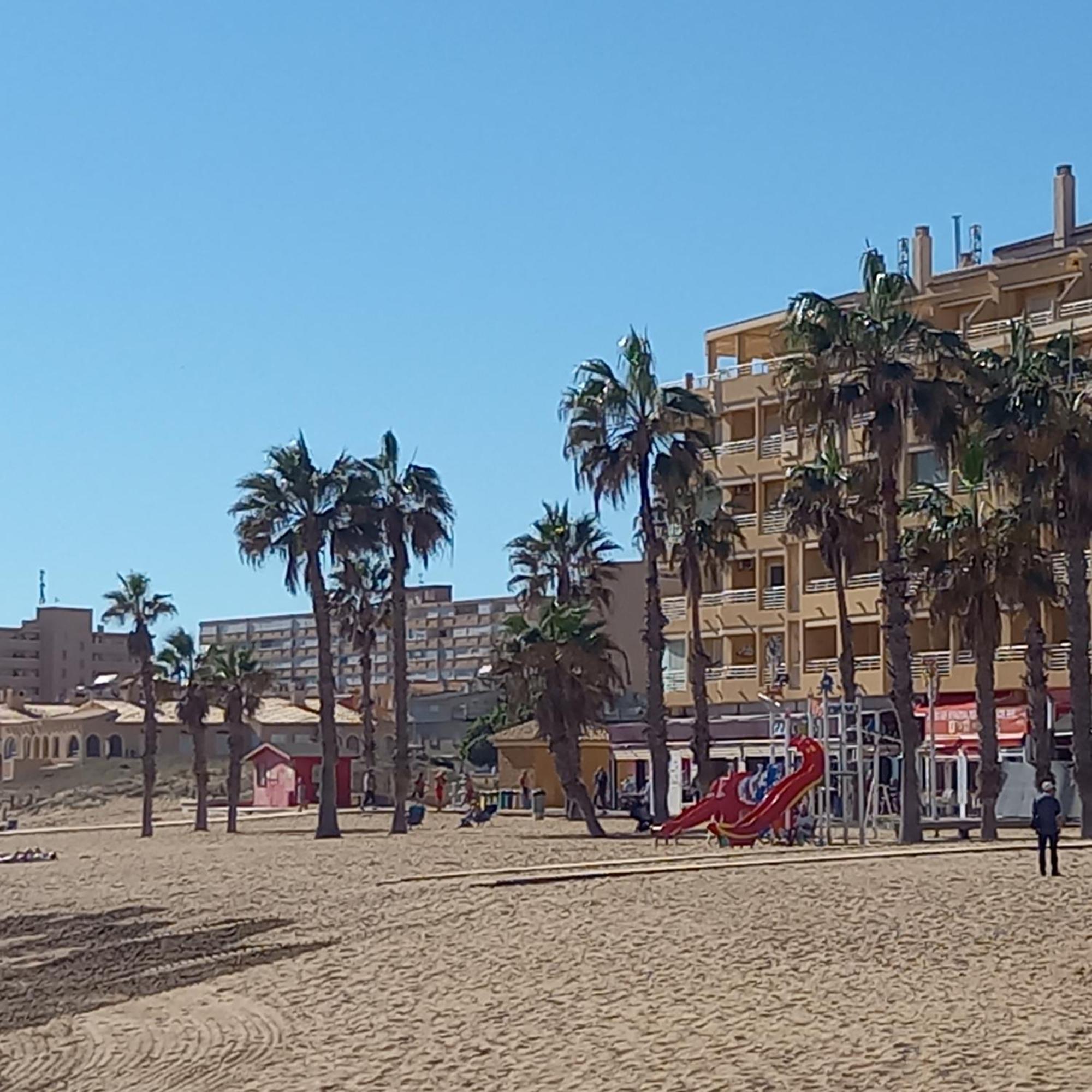 Bonito 150 M De La Playa La Mata * La Mata (Torrevieja)