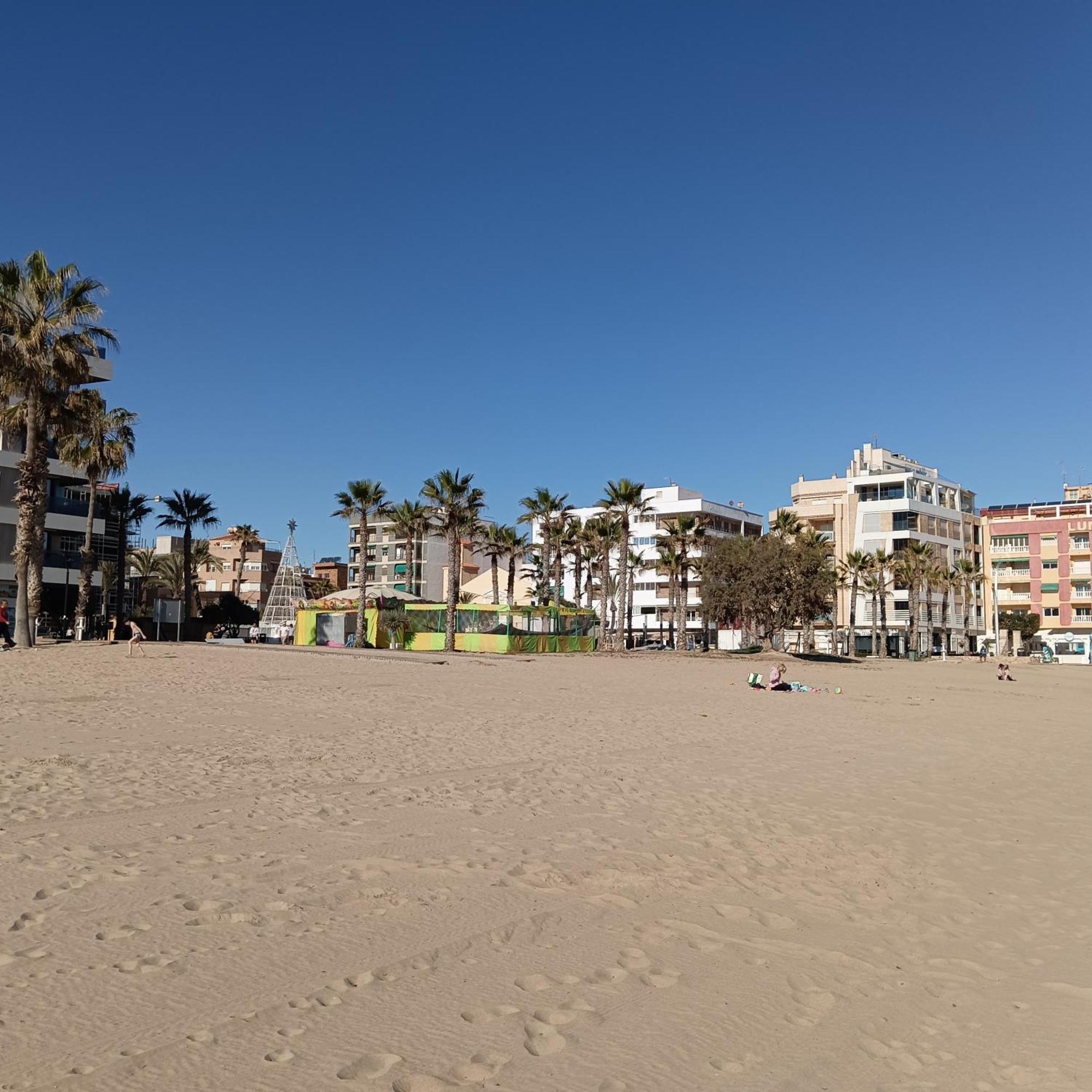 Bonito 150 M De La Playa La Mata La Mata (Torrevieja)